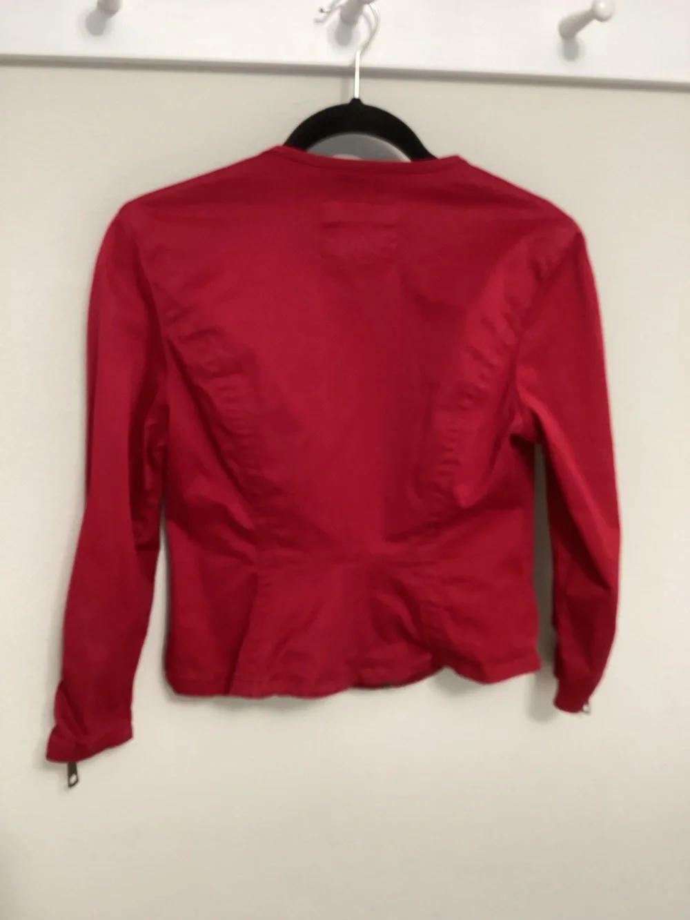 Red Cotton jacket - Picture 2 of 6